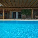 M11 - Seaview - Luxury With Pools & Views 别墅