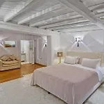 M11 - Seaview - Luxury With Pools & Views 别墅