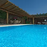 M11 - Seaview - Luxury With Pools & Views 别墅 *
