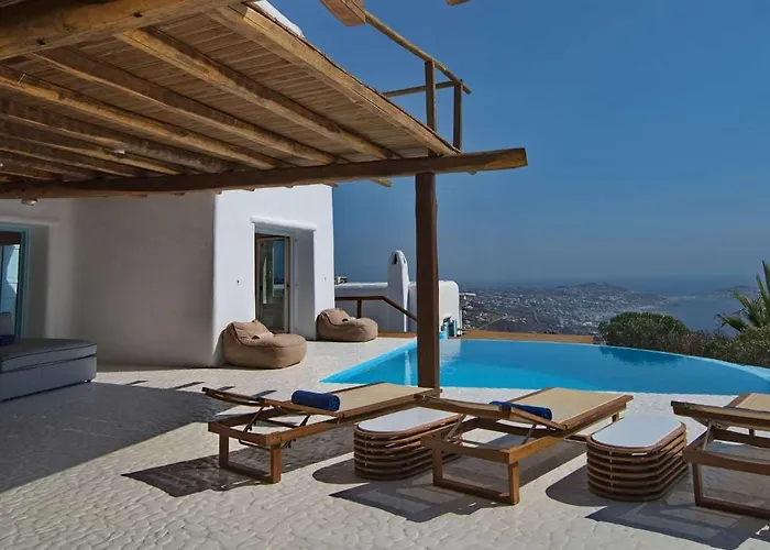 M11 - Seaview - Luxury With Pools & Views 别墅