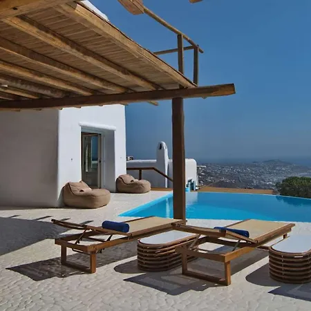 M11 - Seaview - Luxury With Pools & Views Villa