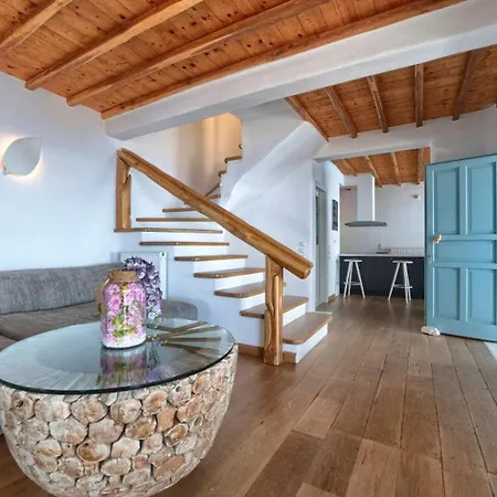 Villa M11 - Seaview - Luxury With Pools & Views *