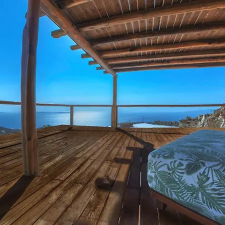 M11 - Seaview - Luxury With Pools & Views Villa