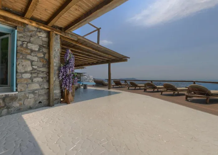 M11 - Seaview - Luxury With Pools & Views 别墅 *